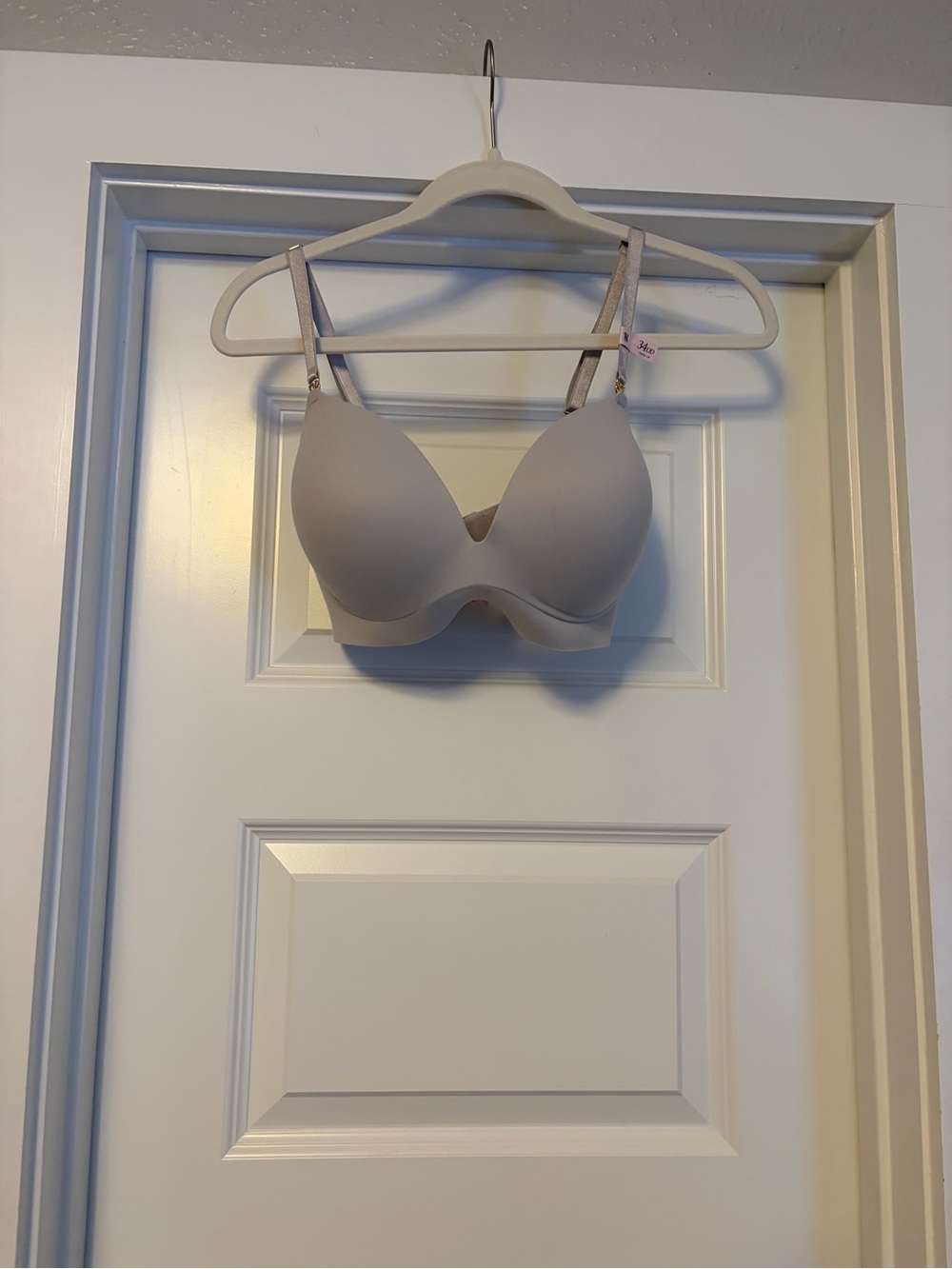 Victoria's Secret Dream Angles Push-Up Bra, no wire